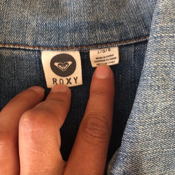 SOLD Roxy Dancing Shores Jean Jacket - Picture 3 of 6